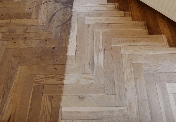 Behandling af sildebensgulv