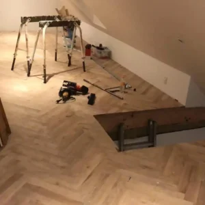 Lægning af massiv sildeben i Hellerup